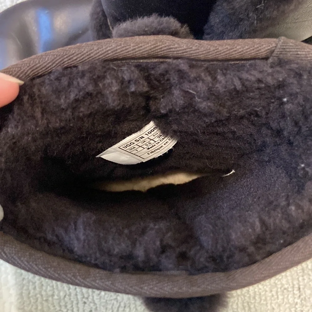 UGG Boots - Picture 7 of 10